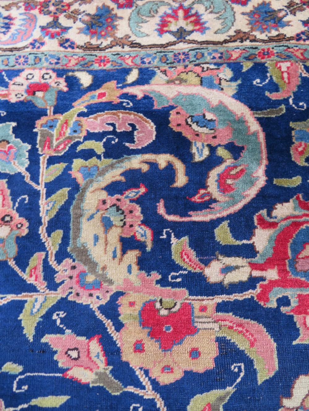 ONE OFF DESIGN PATTERN ANTIQUE TURKISH KAYSERI RUG. LAST QUARTER 19TH CENTURY. View XIII