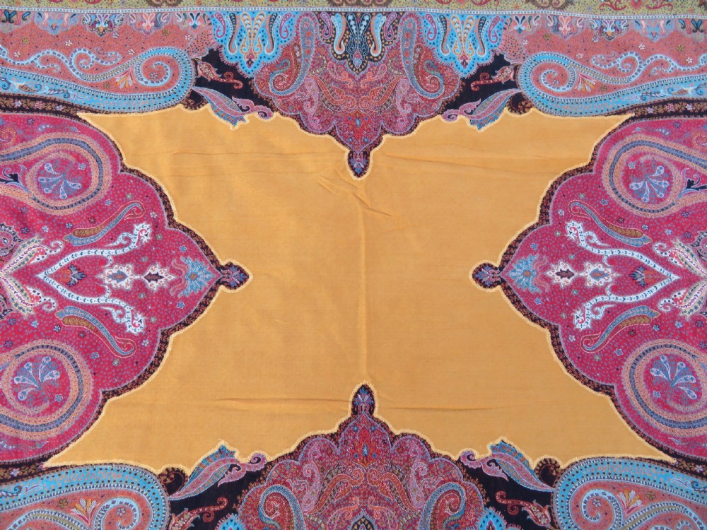 VERY FINE JAMAWAR SHAWL,KASHMIR INDIA,MID 19TH CENTURY. View VI