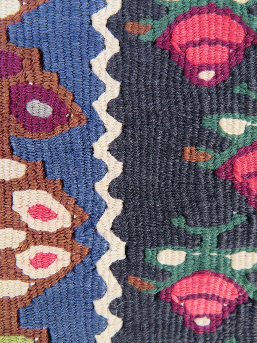 SMALL KURDISH KILIM View XVIII