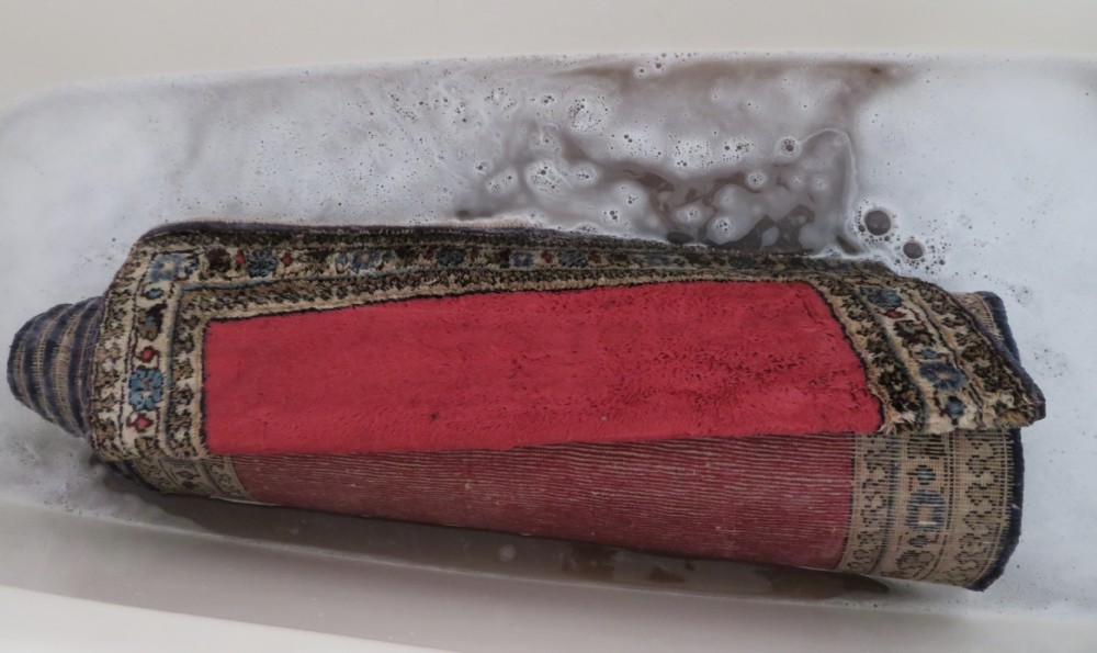 UNUSUAL MET-HANE (EMPTY FIELD) LONG NARROW HALL RUNNER. 426CM X 75CM.  View XXVIII