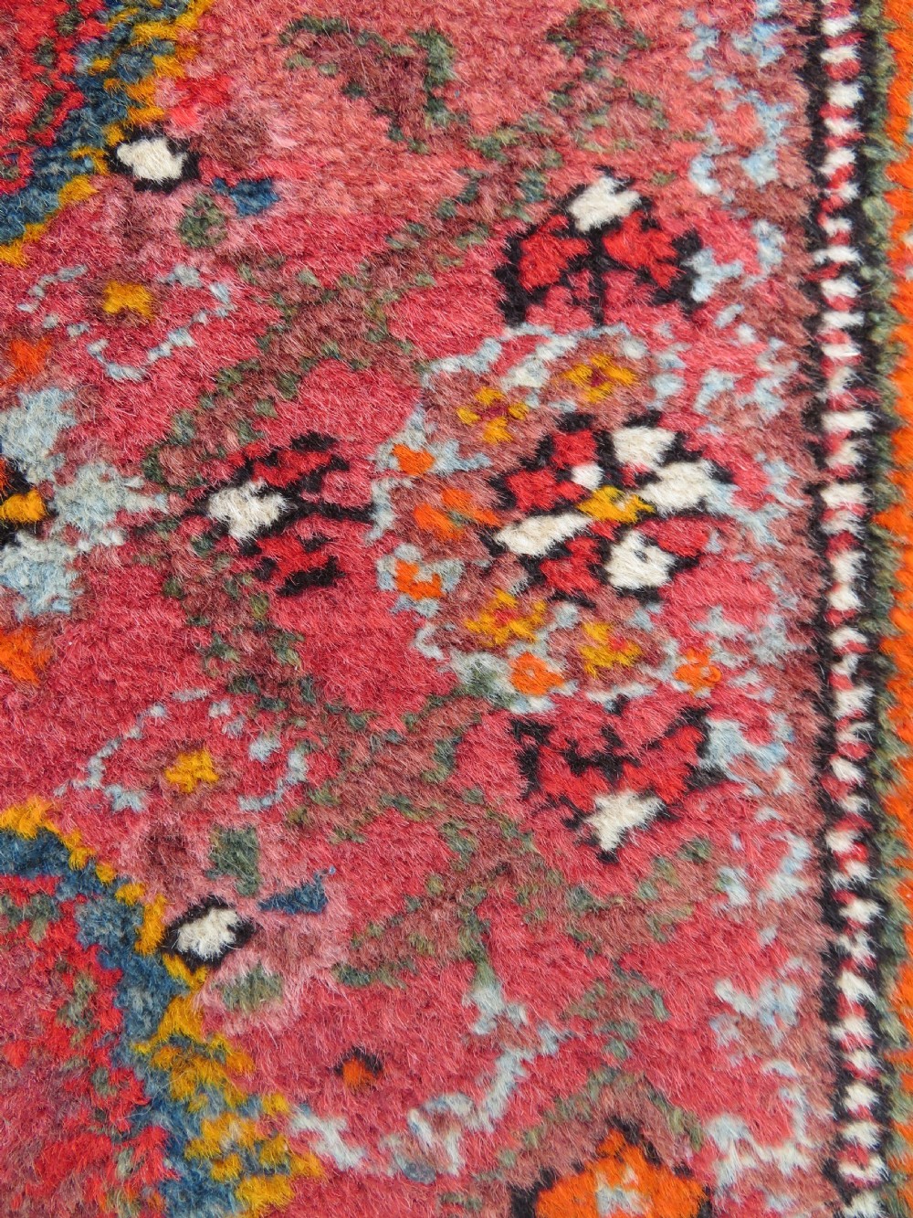HANDSOME ANTIQUE NARROW KURDISH RUNNER. 393CM X 72CM. View XXIII