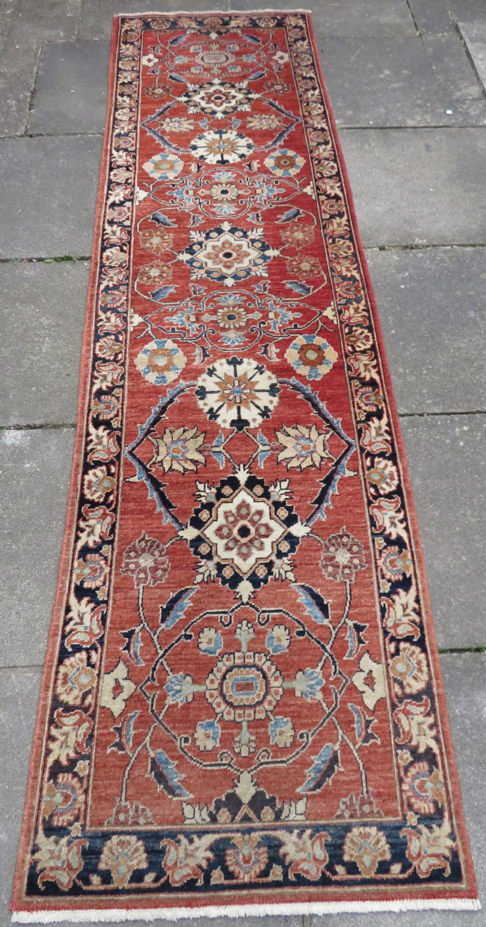 ATTRACTIVE OLD ZIEGLER RUNNER LONG RUG. HALLWAY CORRIDOR RUNNER .ONLY 82CM WIDE.