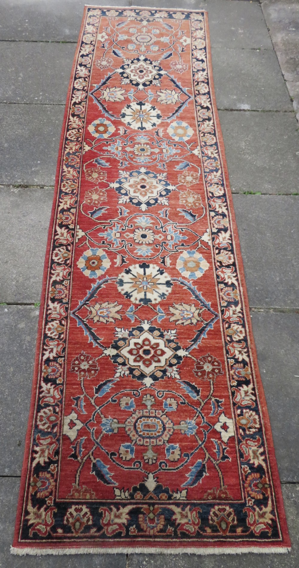 ATTRACTIVE OLD ZIEGLER RUNNER LONG RUG. HALLWAY CORRIDOR RUNNER .ONLY 82CM WIDE. View II