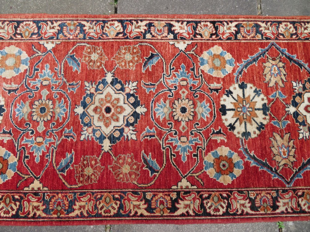 ATTRACTIVE OLD ZIEGLER RUNNER LONG RUG. HALLWAY CORRIDOR RUNNER .ONLY 82CM WIDE. View V