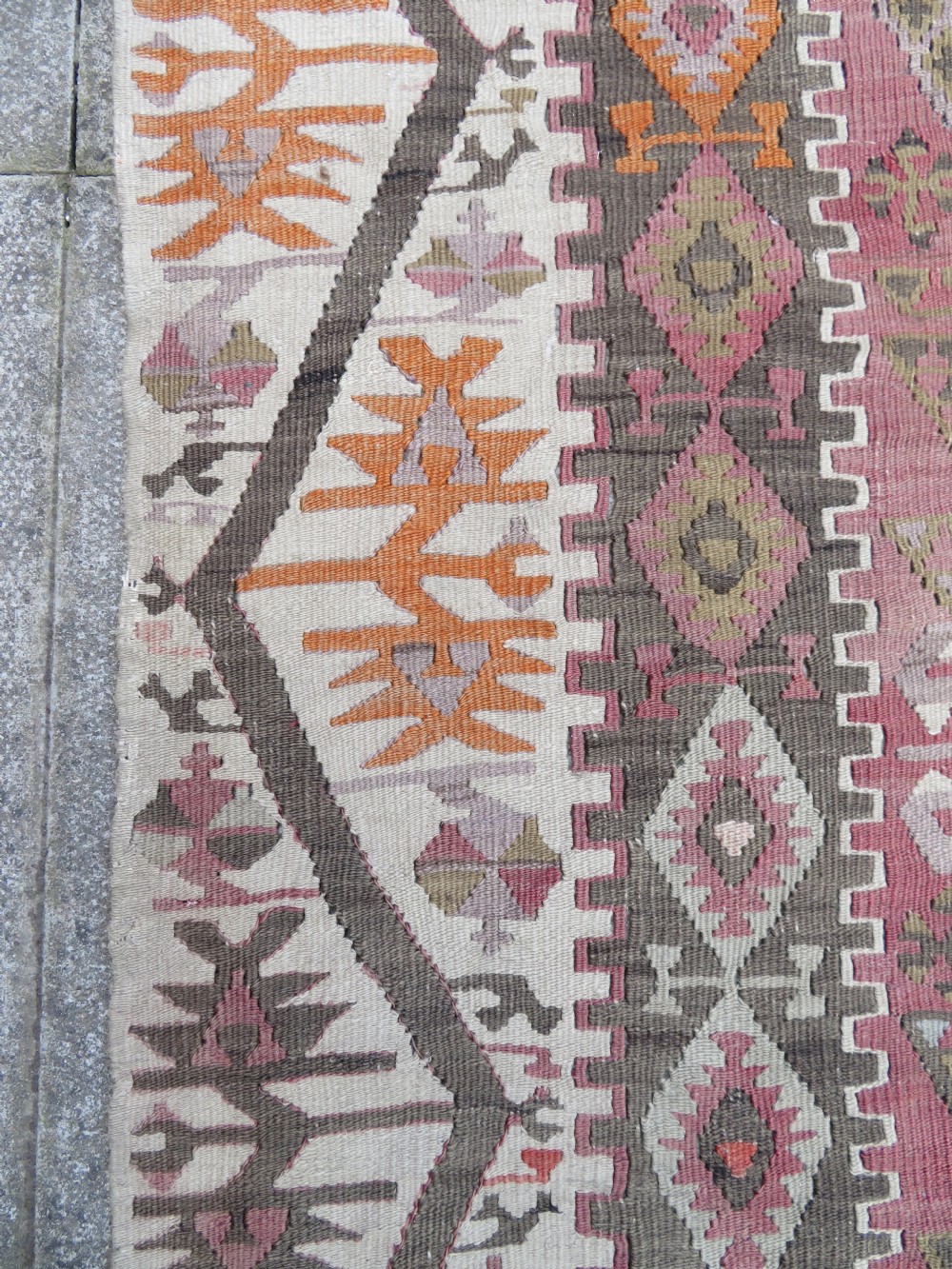ANTIQUE TURKISH KONYA KILIM. LARGE CARPET SIZE KILIM WITH SOFT COLOURS. 323CM X 150CM. View X