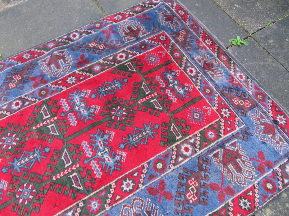 OLD ANATOLIAN TURKISH DOSEMEALTI ANTALYA VILLAGE RUG VEGETABLE DYED. 199CM X 117CM. View XV