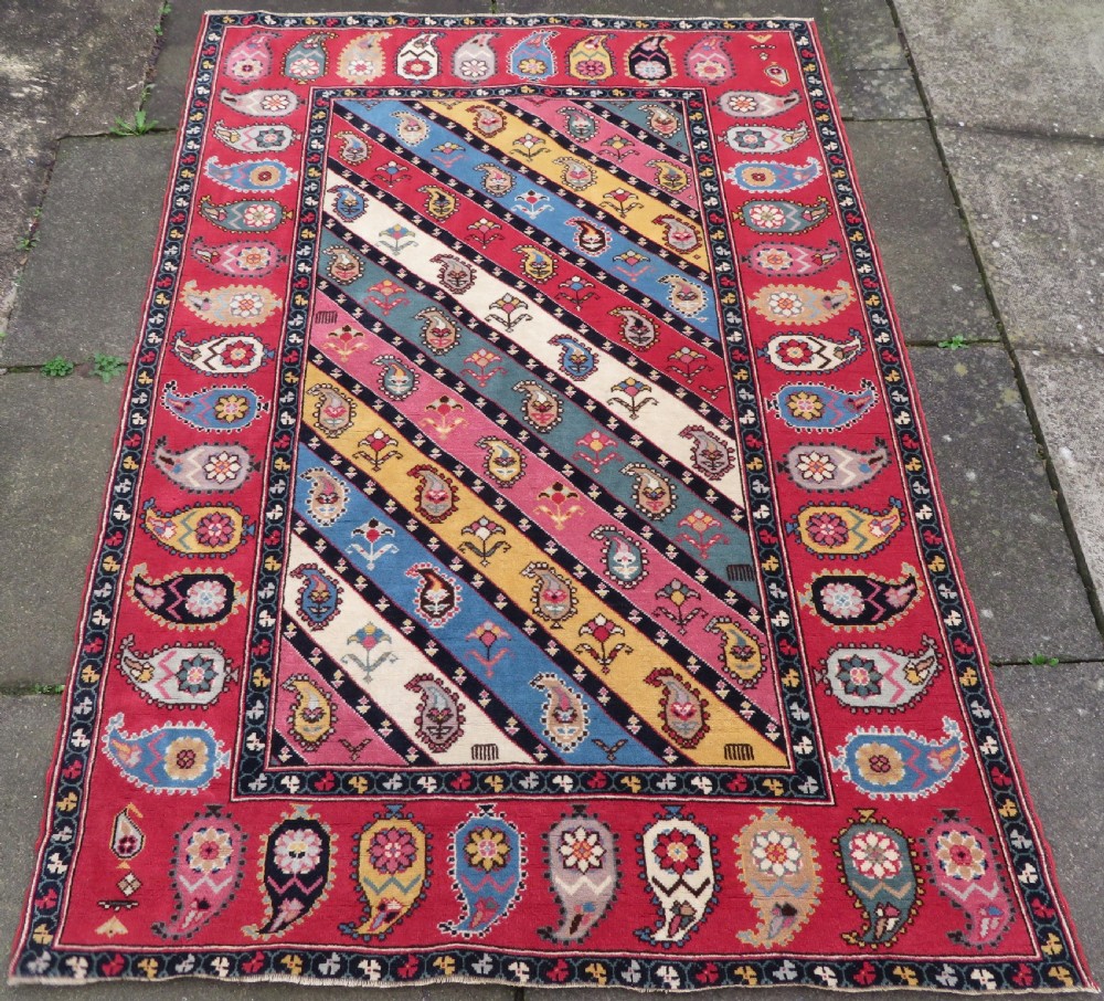 UNUSUAL OLD QUCHAN KURD KURDISH RUG. STUNNING BOTEH DESIGN. 198CM X 138CM.