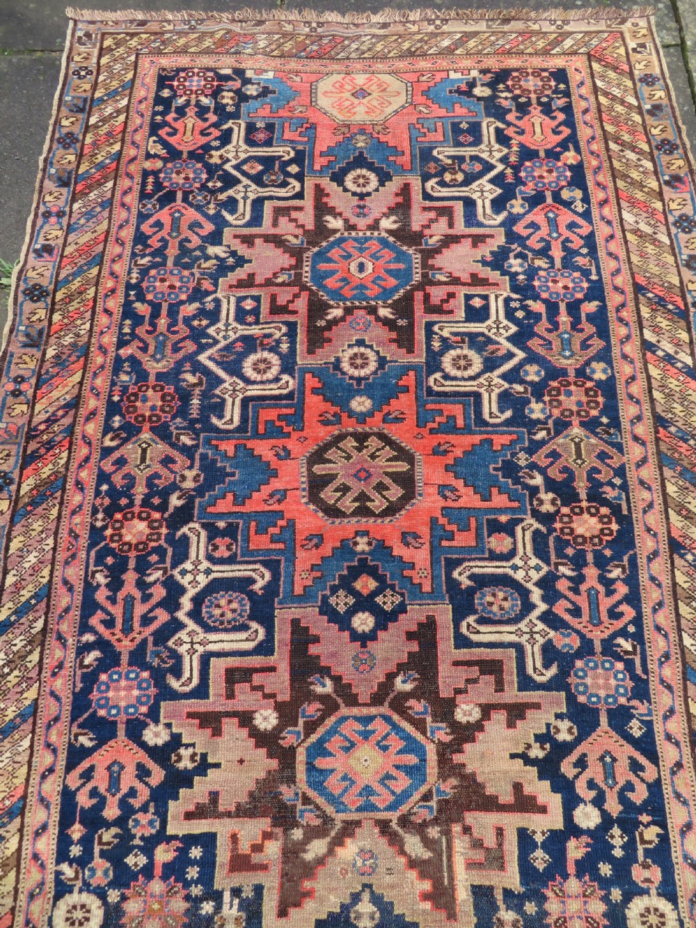 ANTIQUE CAUCASIAN DAGHESTAN LESGHISTAN RUG.UNUSUAL FILLER ORNAMENTS.193CM X 140CM. View V
