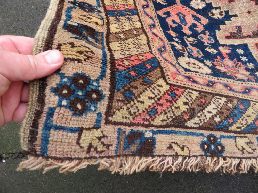 ANTIQUE CAUCASIAN DAGHESTAN LESGHISTAN RUG.UNUSUAL FILLER ORNAMENTS.193CM X 140CM. View X