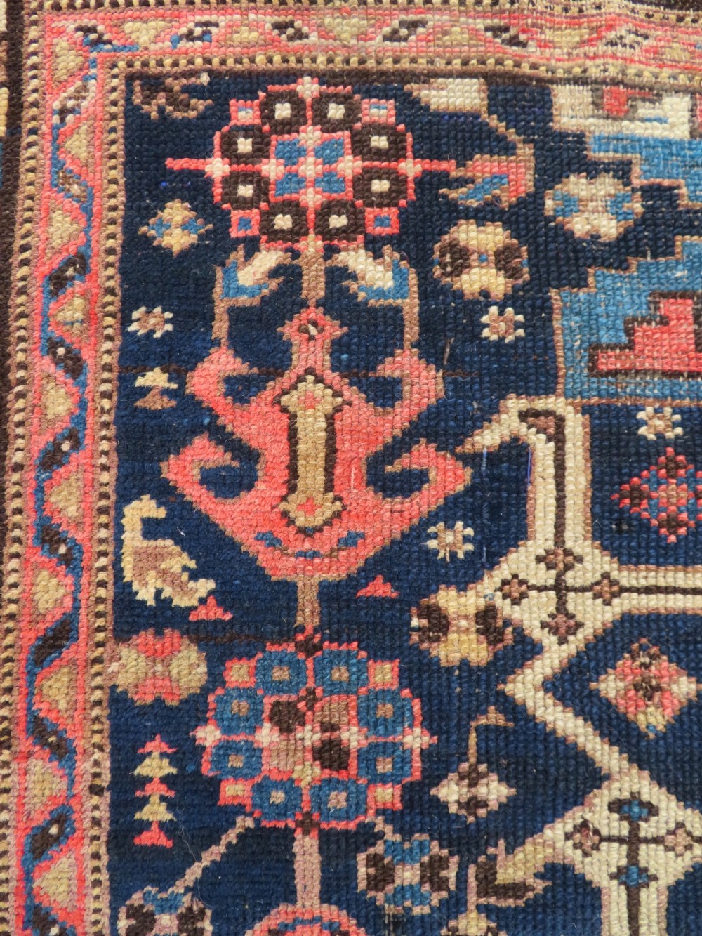 ANTIQUE CAUCASIAN DAGHESTAN LESGHISTAN RUG.UNUSUAL FILLER ORNAMENTS.193CM X 140CM. View XV