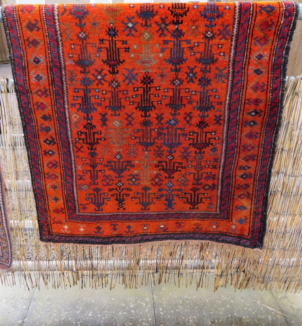 UNUSUAL ANTIQUE BALUCH RUG. 142CM X 92CM. View XXIV