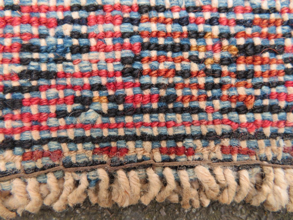 ANTIQUE HAMADAN VILLAGE RUG. WITH BOTEHS & LONE TRIBAL FIGURE. NORTH WEST PERSIA. 201CM X 133CM. View XIX