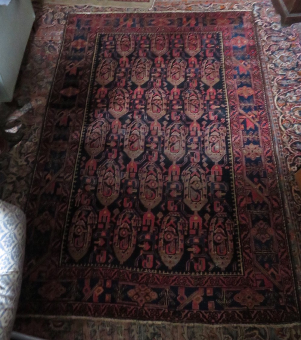 ANTIQUE HAMADAN VILLAGE RUG. WITH BOTEHS & LONE TRIBAL FIGURE. NORTH WEST PERSIA. 201CM X 133CM. View XX