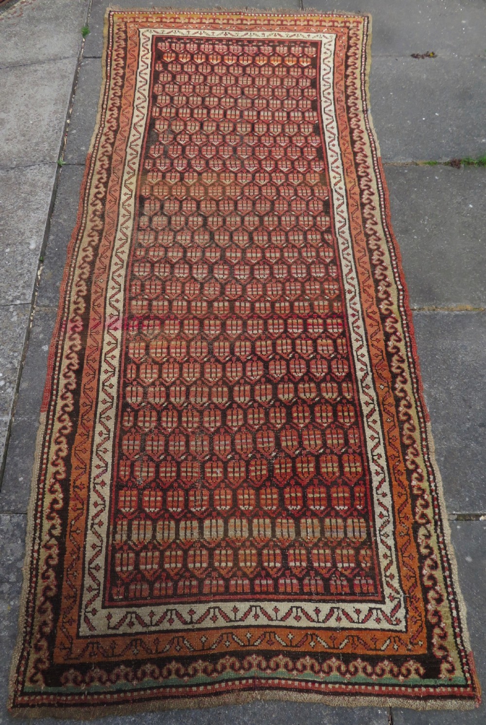 ANTIQUE KURDISH LONG RUG RUNNER. (SARAB DESIGN) KURDISH HOMELANDS NORTH WEST PERSIA. 266CM X 112CM View II