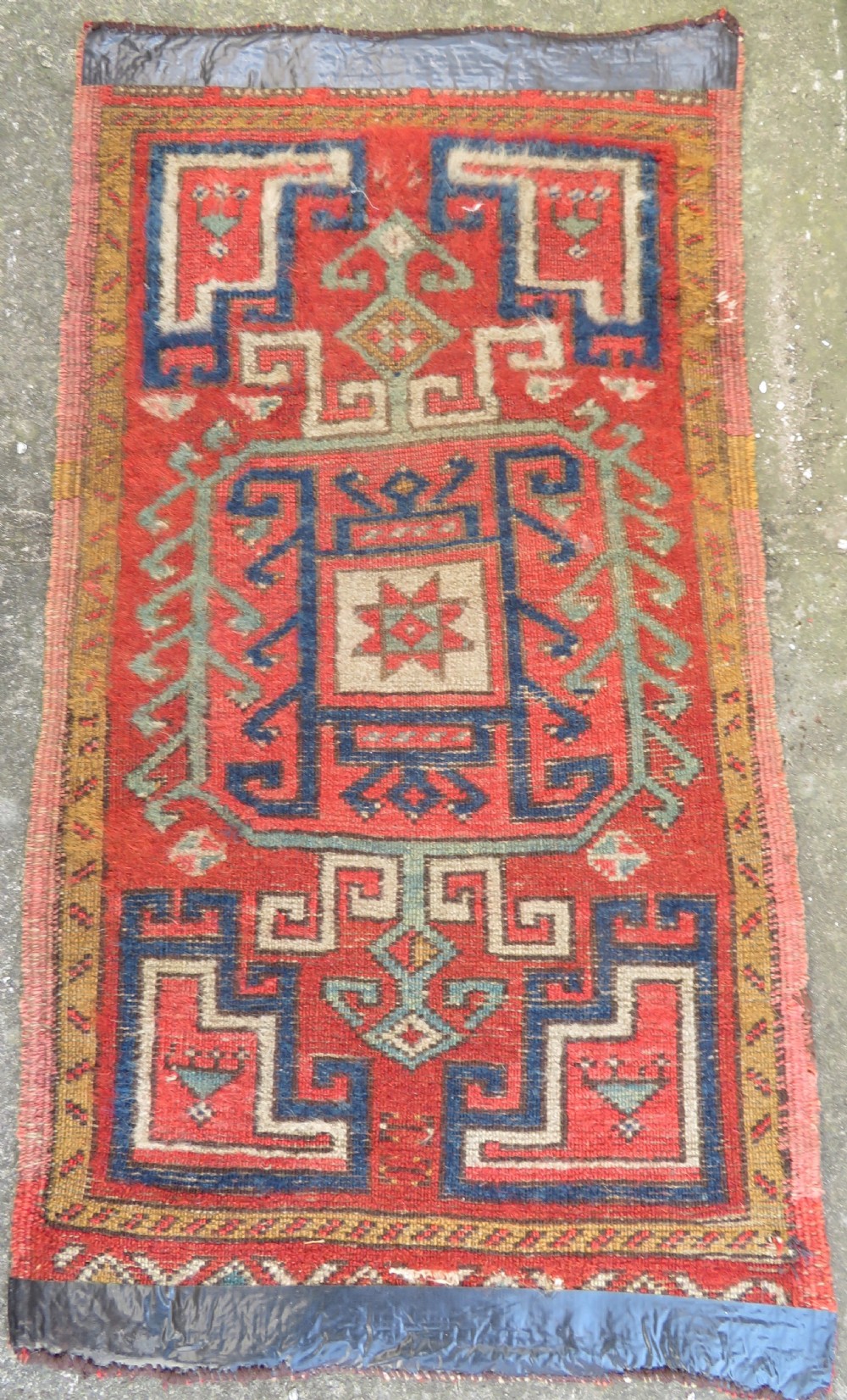 ANTIQUE TURKISH KONYA YASTIK RUG. CENTRAL ANATOLIA. EARLY 19TH CENTURY. 89CM X 49CM. View XIII