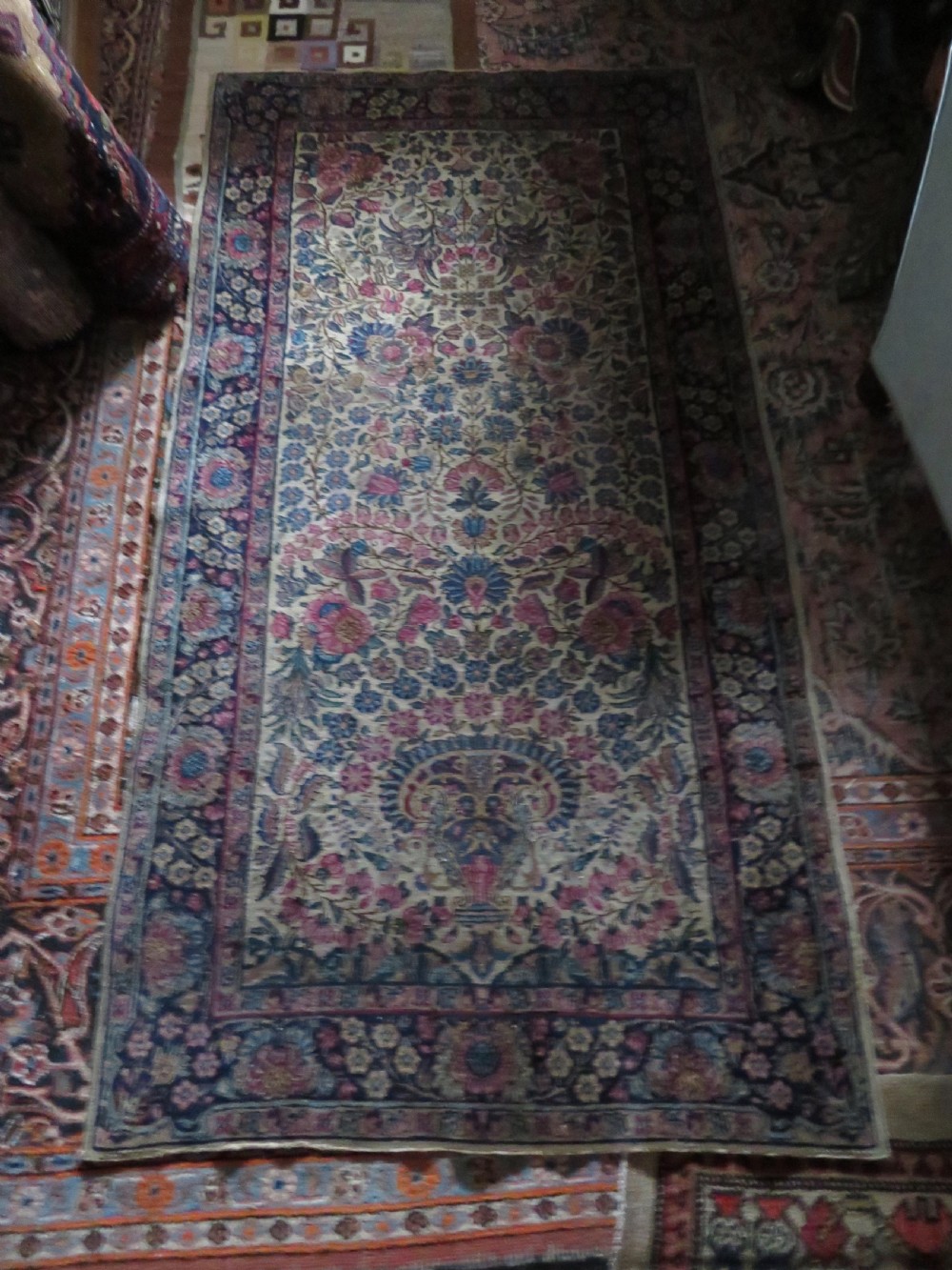 PAIR ANTIQUE IVORY GROUND FLORAL KERMAN KIRMAN RUGS. SOUTH PERSIA. 174CM X 90CM. View XX