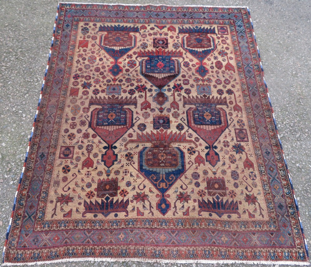 VERY FINE & EARLY ANTIQUE AFSHAR TRIBAL RUG. SOUTH PERSIA. 178CM X 145CM.