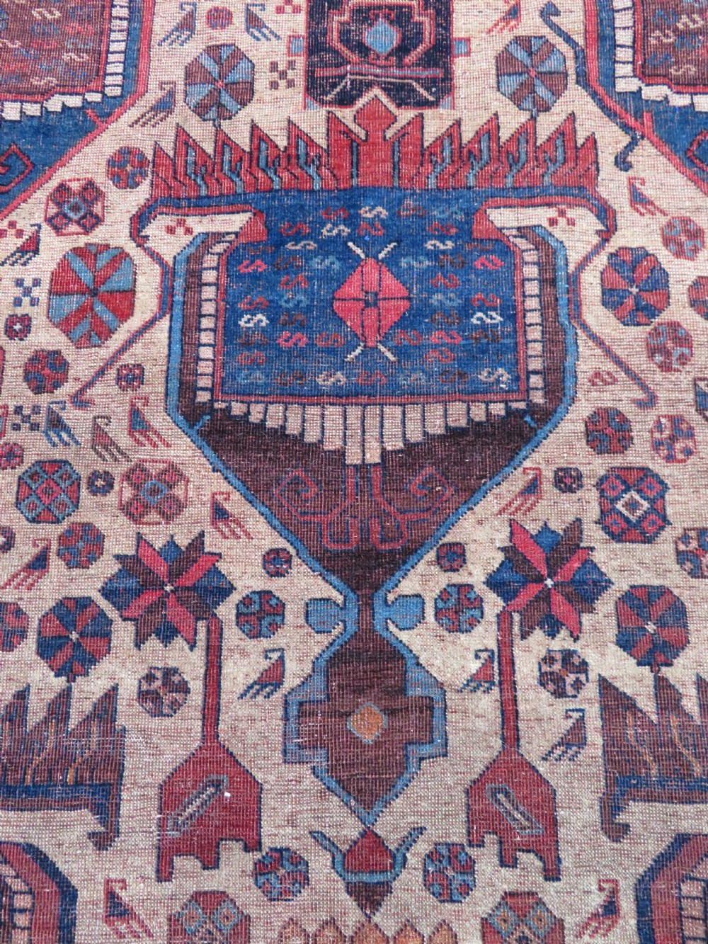 VERY FINE & EARLY ANTIQUE AFSHAR TRIBAL RUG. SOUTH PERSIA. 178CM X 145CM. View X
