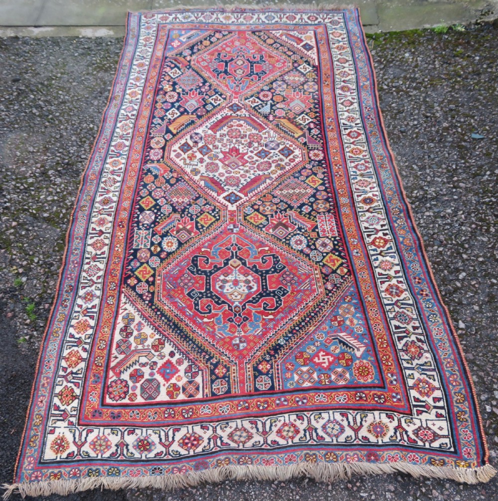 VERY FINE ANTIQUE QASHQAI KASHKULI TRIBAL RUG. MID 19TH CENTURY. 239CM X 130CM.