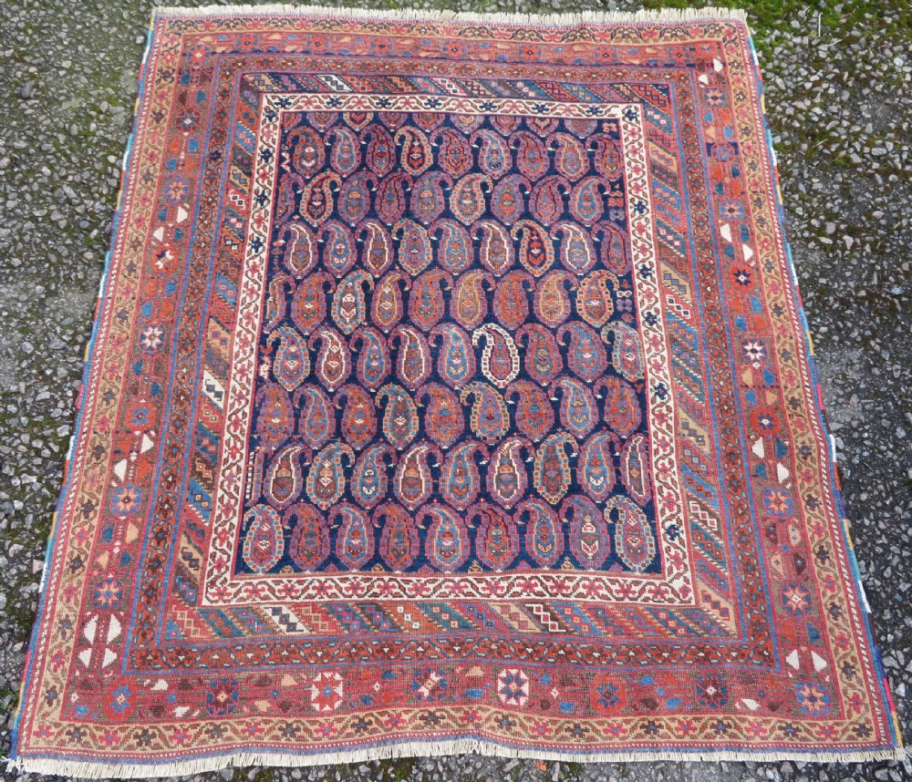 ANTIQUE AFSHAR TRIBAL RUG. AFSHAR TRIBES OF KERMAN. SOUTH PERSIA. LATE 19TH CENTURY. 146CM X 134CM.