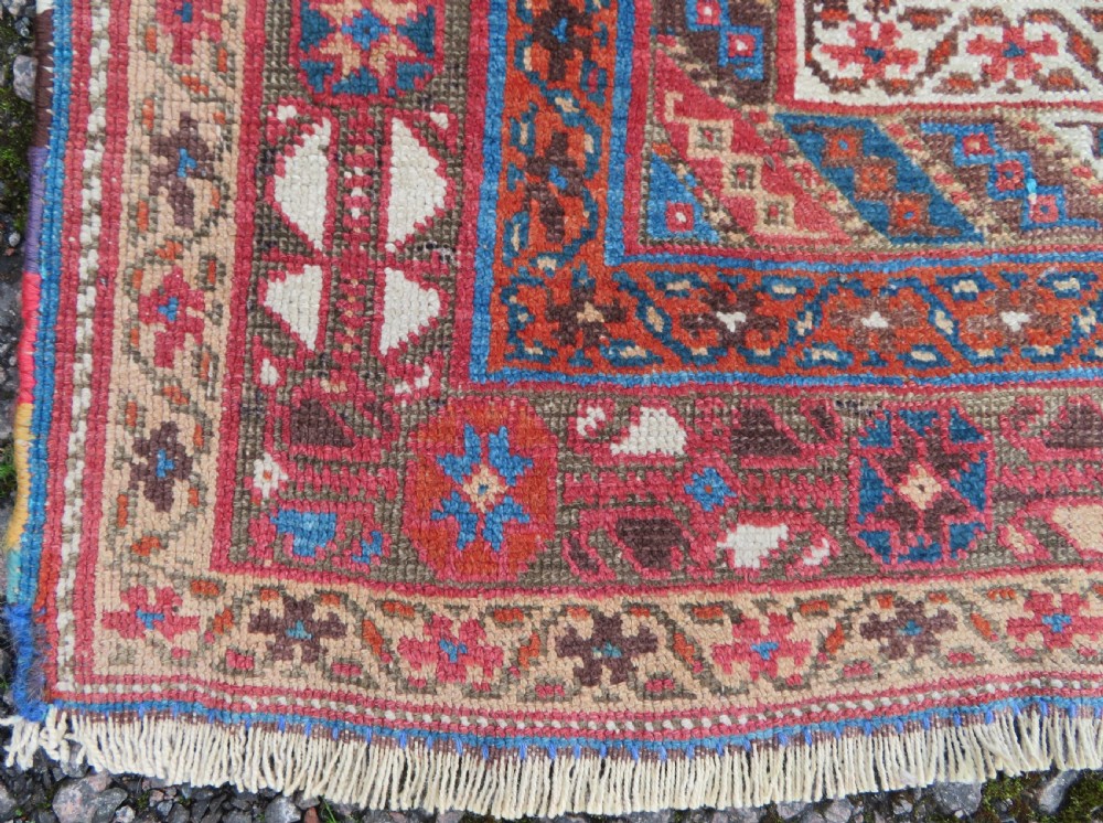 ANTIQUE AFSHAR TRIBAL RUG. AFSHAR TRIBES OF KERMAN. SOUTH PERSIA. LATE 19TH CENTURY. 146CM X 134CM. View IV