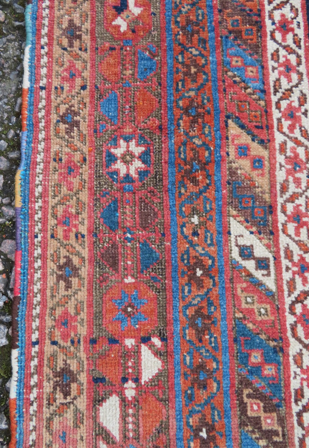 ANTIQUE AFSHAR TRIBAL RUG. AFSHAR TRIBES OF KERMAN. SOUTH PERSIA. LATE 19TH CENTURY. 146CM X 134CM. View IX