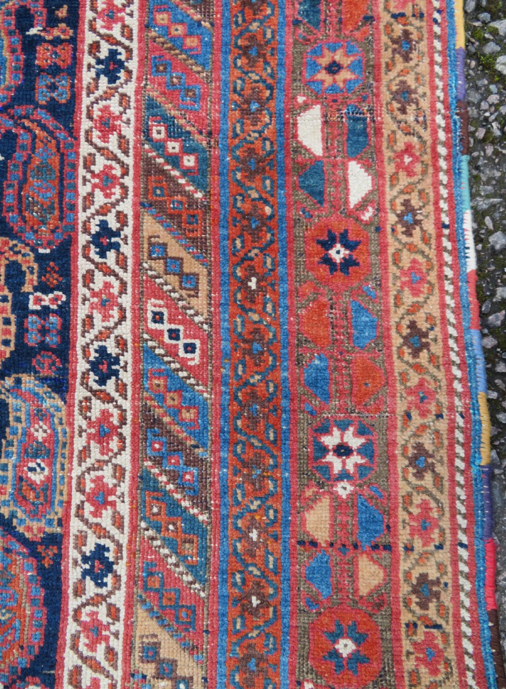 ANTIQUE AFSHAR TRIBAL RUG. AFSHAR TRIBES OF KERMAN. SOUTH PERSIA. LATE 19TH CENTURY. 146CM X 134CM. View XIII