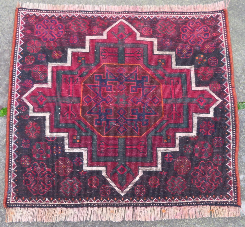 ANTIQUE LURI SADDLE BAG FACE RUG. LURI TRIBES OF LURISTAN. WEST PERSIA. View IV