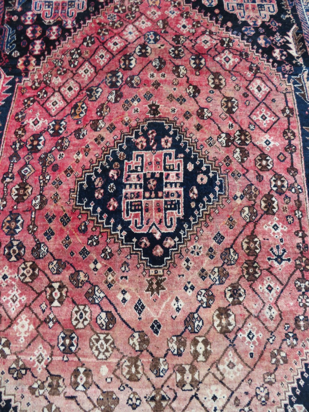 OLD SHIRAZ QASHQAI SMALL CARPET LARGE RUG. 250CM X 168CM. View III