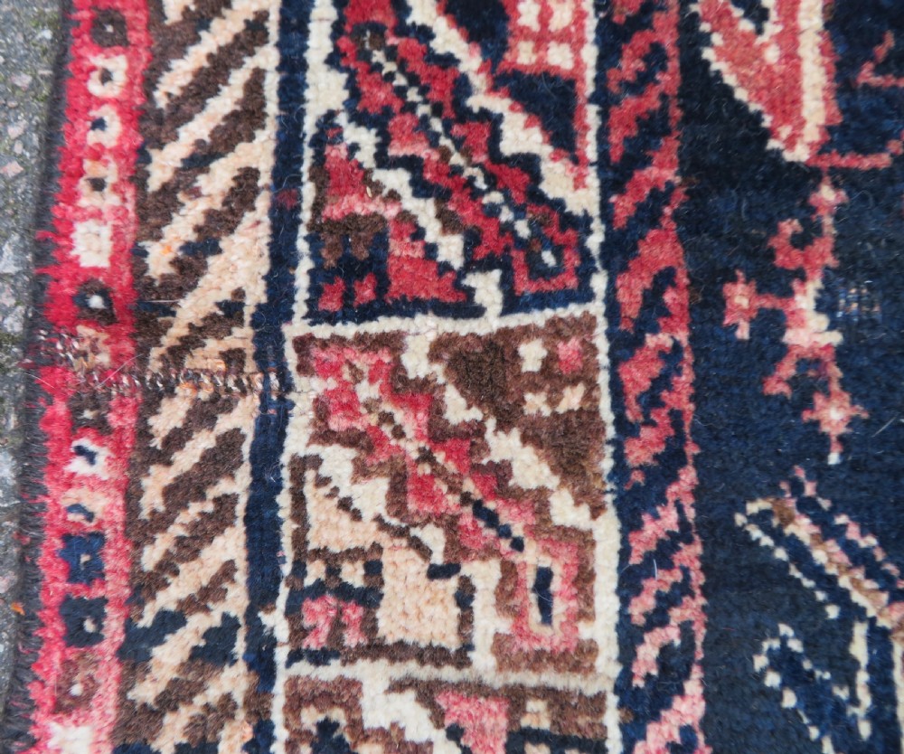 OLD SHIRAZ QASHQAI SMALL CARPET LARGE RUG. 250CM X 168CM. View VII
