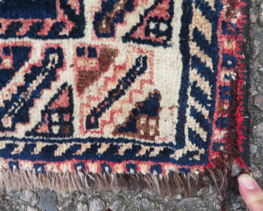 OLD SHIRAZ QASHQAI SMALL CARPET LARGE RUG. 250CM X 168CM. View XIII