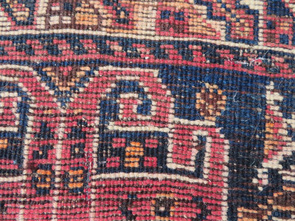 OLD SHIRAZ QASHQAI SMALL CARPET LARGE RUG. 250CM X 168CM. View XVI