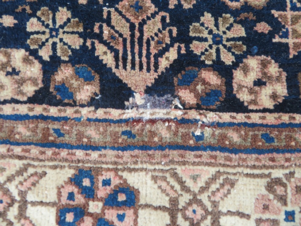 OLD SHIRAZ QASHQAI SMALL CARPET LARGE RUG. 254CM X 173CM. View VI