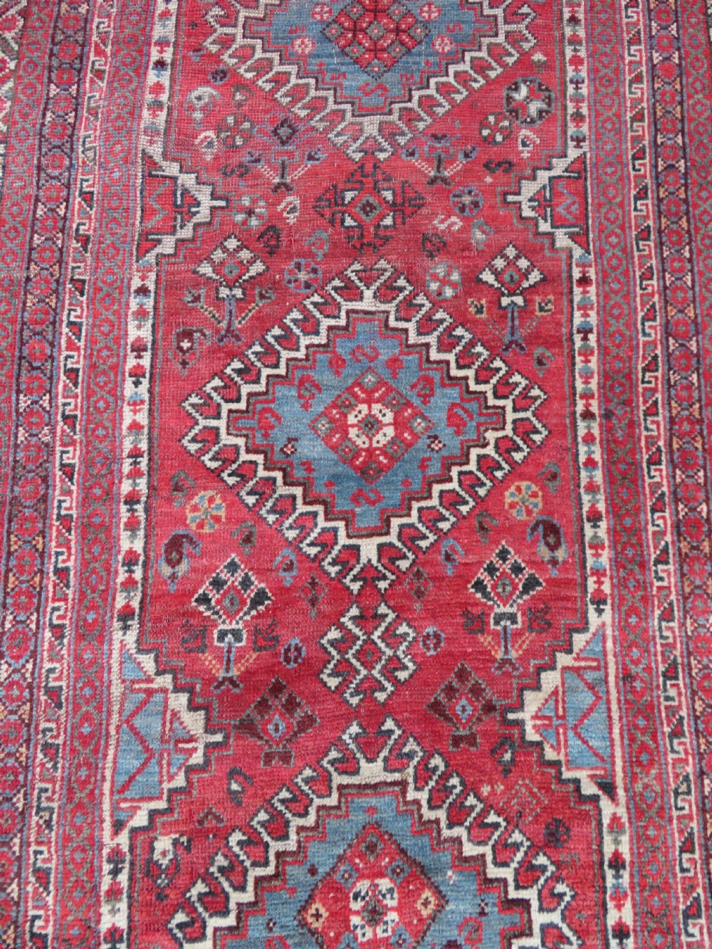 ANTIQUE KHAMSEH LONG NARROW RUNNER. PEACOCKS & PECKING CHICKENS. 457CM X 82CM. View VI