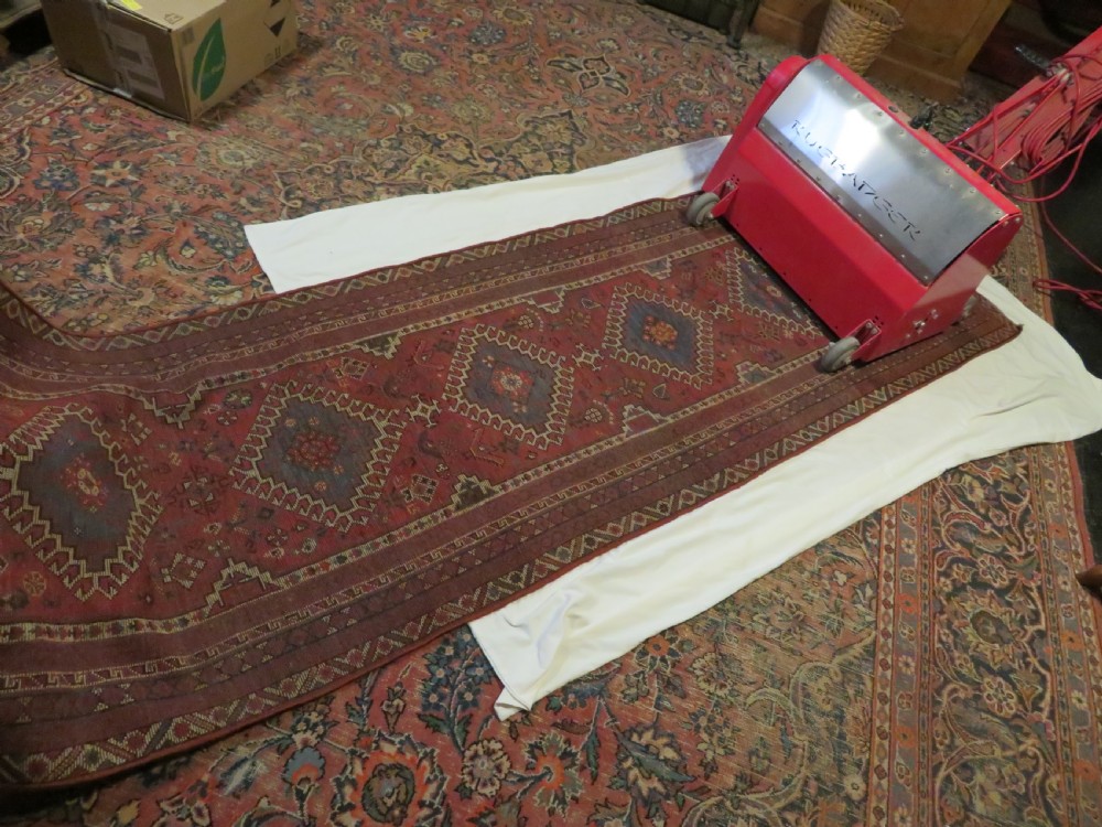 ANTIQUE KHAMSEH LONG NARROW RUNNER. PEACOCKS & PECKING CHICKENS. 457CM X 82CM. View XXIII