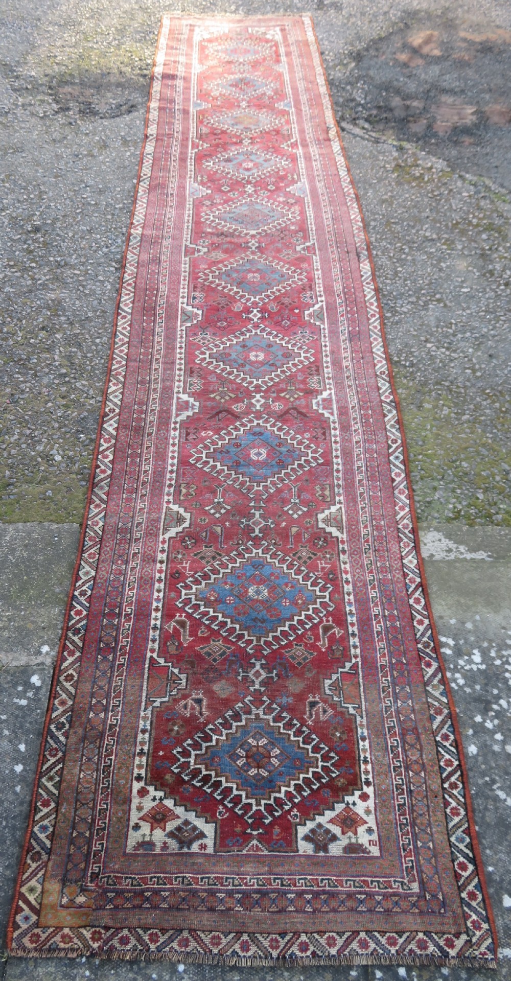 Antique Khamseh Long Narrow Runner. Peacocks & Pecking Chickens. 457cm X 84cm.