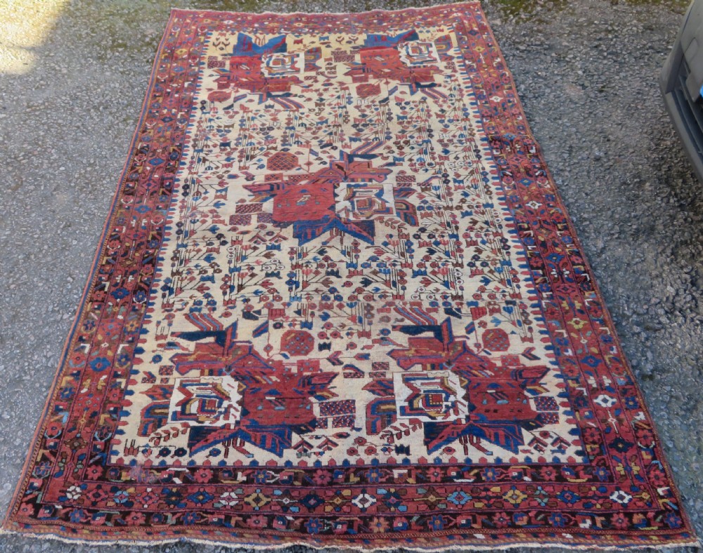 ANTIQUE AFSHAR NEYRIZ RUG. 232CM X 160CM.