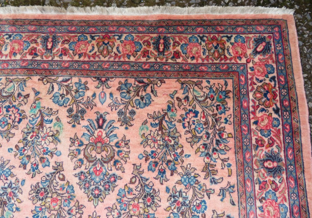 Very Attractive Sarouk Rug. 212cm X 135cm View XII