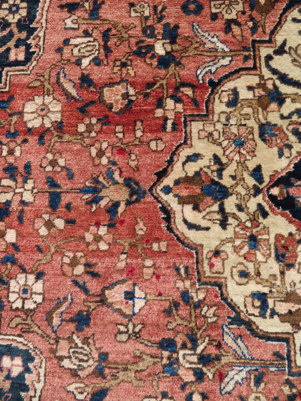 ATTRACTIVE OLD SAROUK CARPET. WEST PERSIA. 306CM X 212CM.
C
 View XI