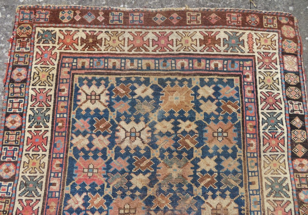 ANTIQUE CAUCASIAN SHIRVAN RUNNER LONG RUG. 430CM X 112CM. View III