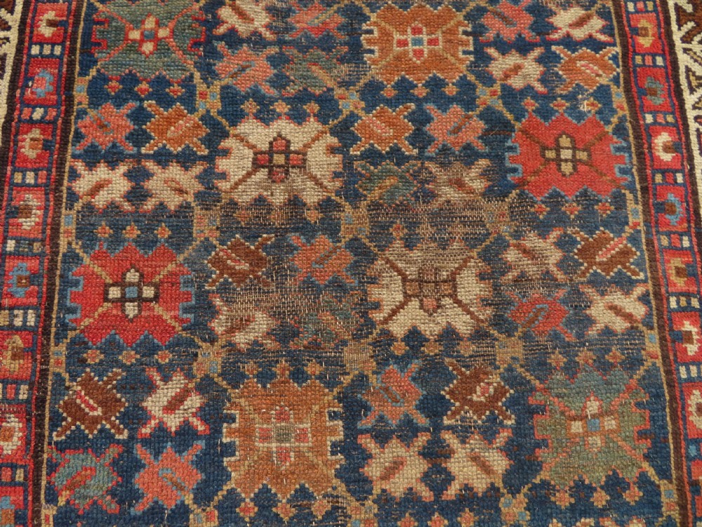 ANTIQUE CAUCASIAN SHIRVAN RUNNER LONG RUG. 430CM X 112CM. View VI