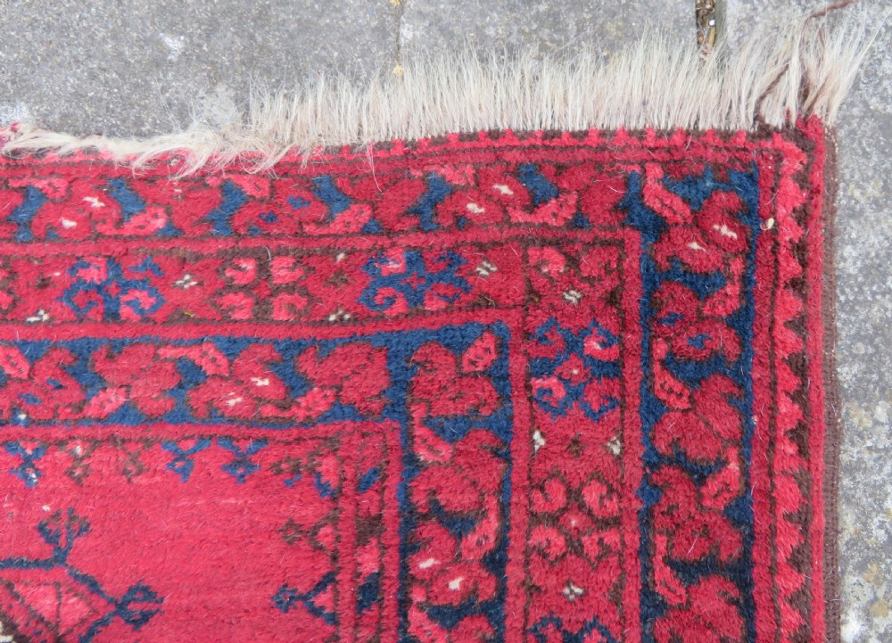 ANTIQUE BALUCH PRAYER RUG. ANTIQUE AFGHAN RUG. 138CM X 86CM. 140CM X 90CM. View IX
