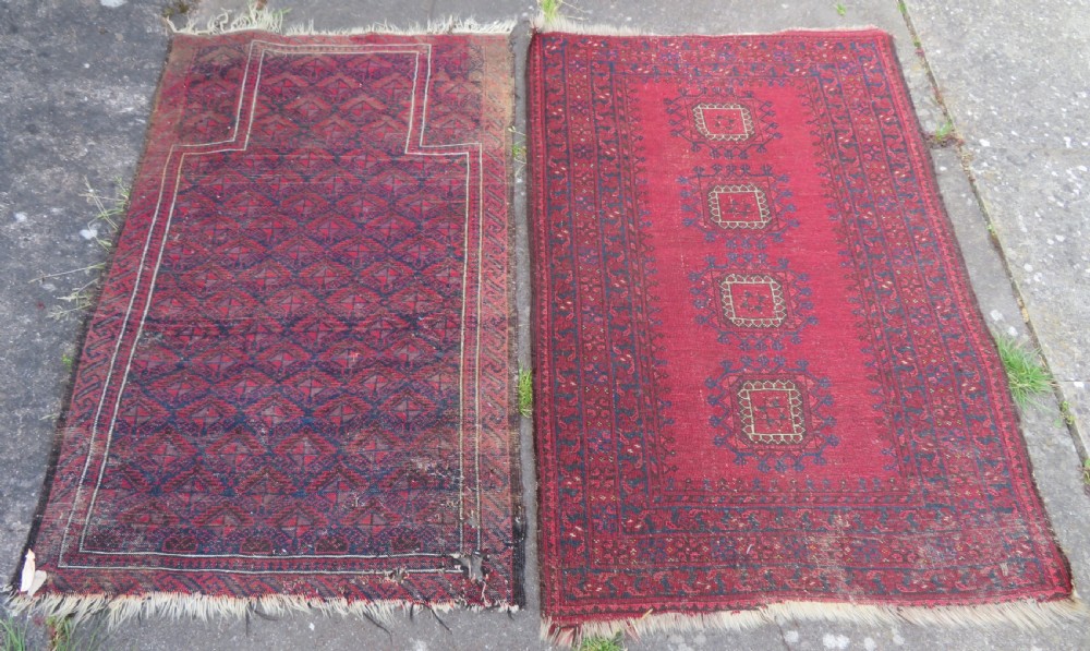 ANTIQUE BALUCH PRAYER RUG. ANTIQUE AFGHAN RUG. 138CM X 86CM. 140CM X 90CM. View XII