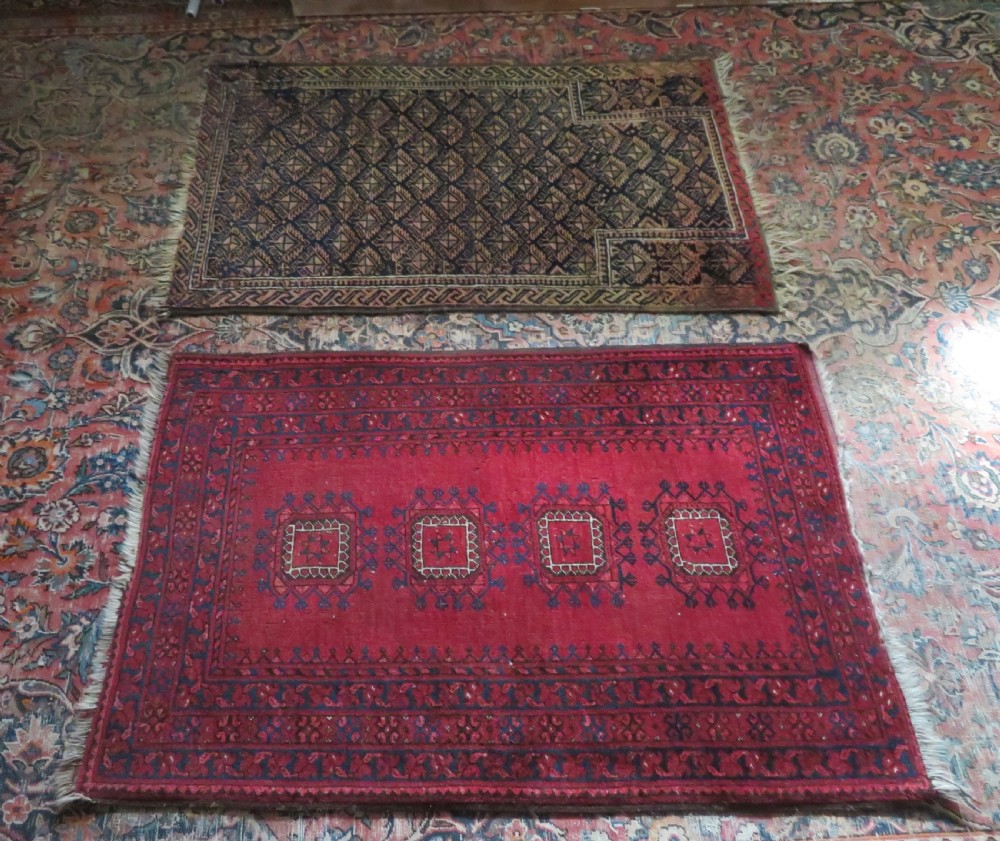 ANTIQUE BALUCH PRAYER RUG. ANTIQUE AFGHAN RUG. 138CM X 86CM. 140CM X 90CM. View XV