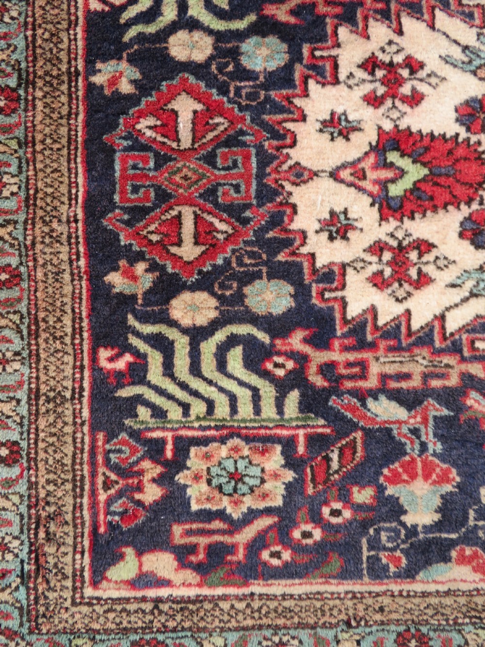 ANTIQUE INDIAN RUG. 199CM X 139CM. View VII