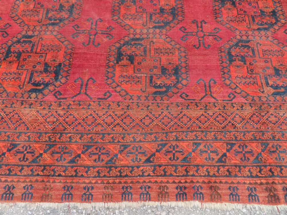 LARGE ANTIQUE AFGHAN ERSARI MAIN CARPET. CIRCA 1880. 427CM X 319CM. View XXIII