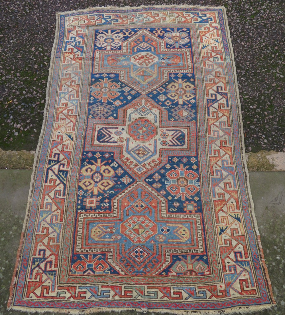 ANTIQUE CAUCASIAN KAZAK RUG. 168CM X 107CM. View II