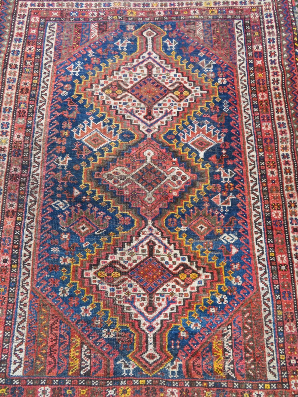 ANTIQUE KHAMSEH RUG. 153CM X 108CM. View III