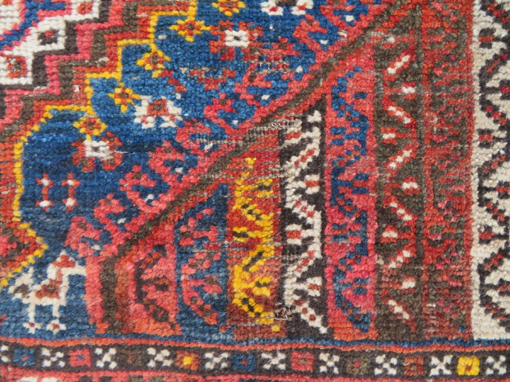 ANTIQUE KHAMSEH RUG. 153CM X 108CM. View XII