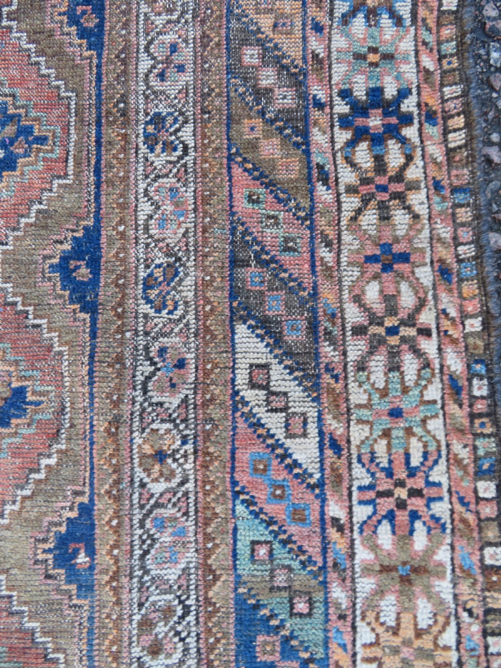 Khamseh Tribal Carpet. 296cm X 223cm. View XI